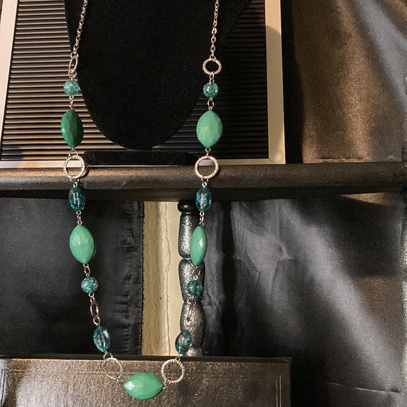 NWT! Gorgeous Grab N Go Necklace Set! Ready to Ship! - Picture 5 of 5